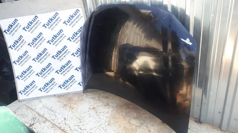 AUDİ A3 2007-2010 MODELLERE UYUMLU ORJİNAL SİYAH RENK ÖN KAPUT