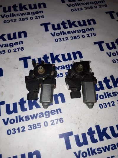 113846113 AUDİ A4 1996-2001 B5 KASA CAM MOTORU