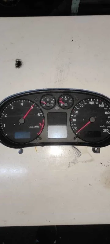 audi a3 1.6 benzinli göstege paneli 8l0920900f 8l0 920 900 f