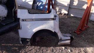 VW CADDY BEYAZ RENK SAĞ ARKA ÇAMURLUK