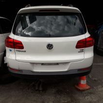 VW TİGUAN ÇIKMA BAGAJ KAPAĞI